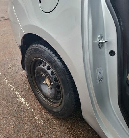 Серый Рено Флюенс, объемом двигателя 1.6 л и пробегом 300 тыс. км за 6500 $, фото 14 на Automoto.ua