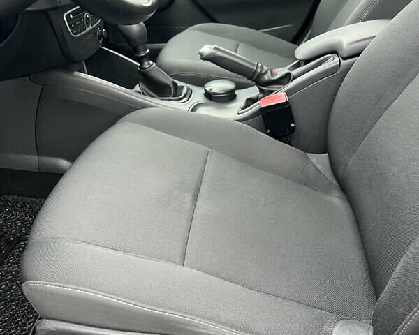 Серый Рено Флюенс, объемом двигателя 1.46 л и пробегом 225 тыс. км за 7500 $, фото 14 на Automoto.ua