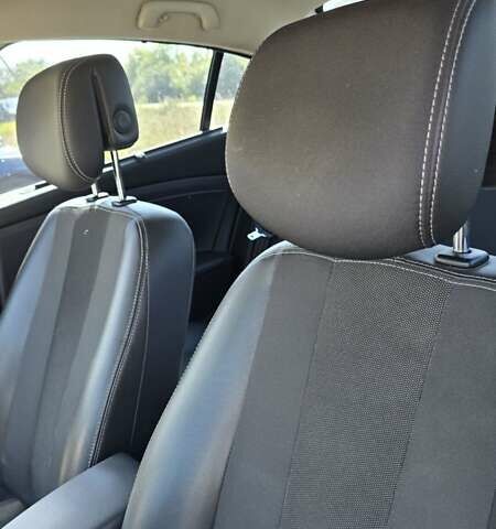 Серый Рено Флюенс, объемом двигателя 2 л и пробегом 168 тыс. км за 6950 $, фото 18 на Automoto.ua