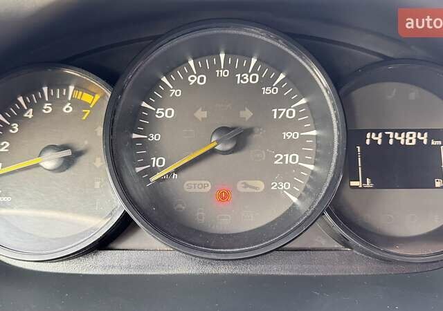 Серый Рено Флюенс, объемом двигателя 1.6 л и пробегом 150 тыс. км за 8000 $, фото 8 на Automoto.ua