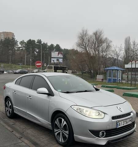 Серый Рено Флюенс, объемом двигателя 1.5 л и пробегом 196 тыс. км за 8500 $, фото 1 на Automoto.ua