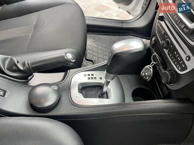 Серый Рено Флюенс, объемом двигателя 2 л и пробегом 130 тыс. км за 8150 $, фото 19 на Automoto.ua
