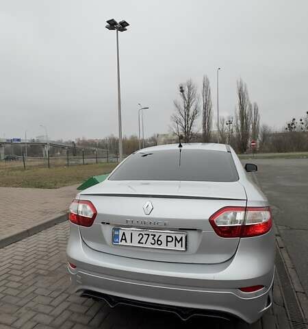 Серый Рено Флюенс, объемом двигателя 1.5 л и пробегом 196 тыс. км за 8500 $, фото 4 на Automoto.ua