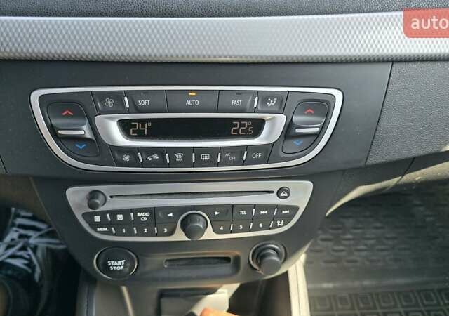 Серый Рено Флюенс, объемом двигателя 2 л и пробегом 168 тыс. км за 6950 $, фото 21 на Automoto.ua