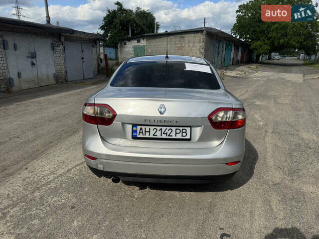 Серый Рено Флюенс, объемом двигателя 1.46 л и пробегом 378 тыс. км за 4500 $, фото 5 на Automoto.ua