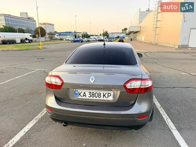Сірий Рено Флюенс, об'ємом двигуна 2 л та пробігом 241 тис. км за 6200 $, фото 7 на Automoto.ua