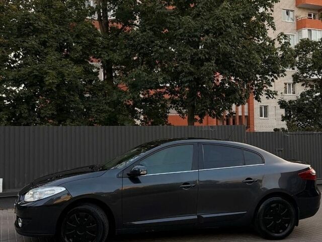 Серый Рено Флюенс, объемом двигателя 1.46 л и пробегом 357 тыс. км за 6500 $, фото 4 на Automoto.ua