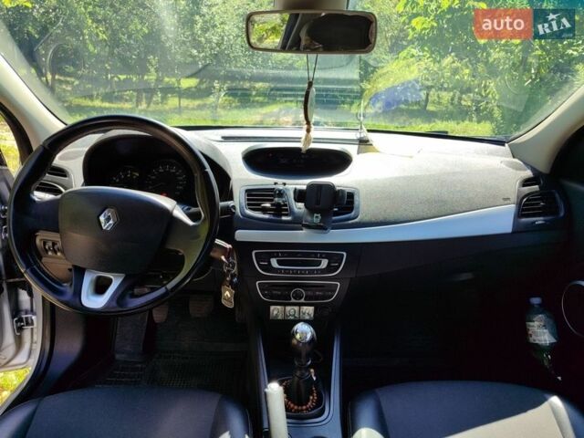 Серый Рено Флюенс, объемом двигателя 1.46 л и пробегом 185 тыс. км за 7600 $, фото 15 на Automoto.ua