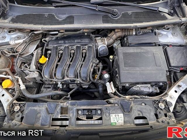 Серый Рено Флюенс, объемом двигателя 16 л и пробегом 147 тыс. км за 7800 $, фото 11 на Automoto.ua