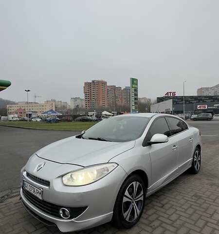 Серый Рено Флюенс, объемом двигателя 1.5 л и пробегом 196 тыс. км за 8500 $, фото 2 на Automoto.ua