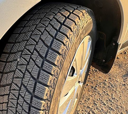 Серый Рено Флюенс, объемом двигателя 16 л и пробегом 147 тыс. км за 7800 $, фото 6 на Automoto.ua