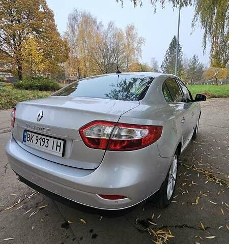 Сірий Рено Флюенс, об'ємом двигуна 1.6 л та пробігом 118 тис. км за 7850 $, фото 10 на Automoto.ua