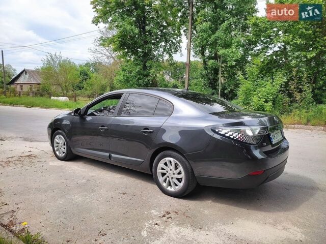 Сірий Рено Флюенс, об'ємом двигуна 0 л та пробігом 82 тис. км за 4800 $, фото 3 на Automoto.ua