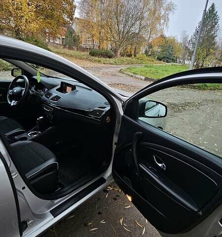 Сірий Рено Флюенс, об'ємом двигуна 1.6 л та пробігом 118 тис. км за 7850 $, фото 20 на Automoto.ua