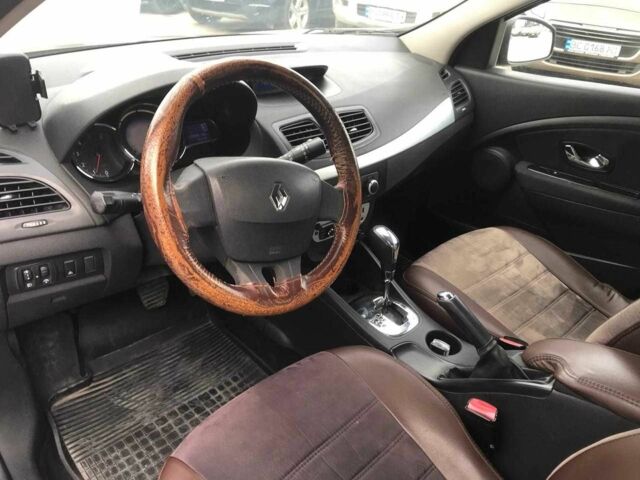 Серый Рено Флюенс, объемом двигателя 1.5 л и пробегом 235 тыс. км за 5500 $, фото 13 на Automoto.ua