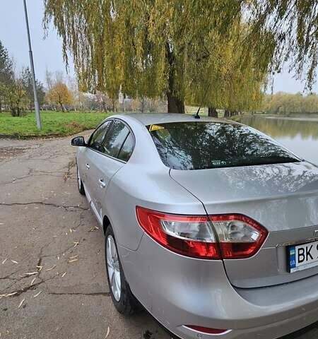 Сірий Рено Флюенс, об'ємом двигуна 1.6 л та пробігом 118 тис. км за 7850 $, фото 8 на Automoto.ua