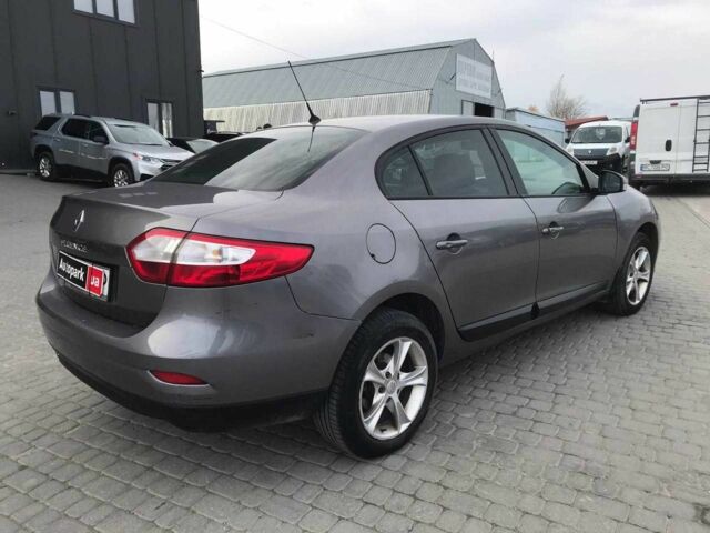 Серый Рено Флюенс, объемом двигателя 1.5 л и пробегом 235 тыс. км за 5500 $, фото 6 на Automoto.ua