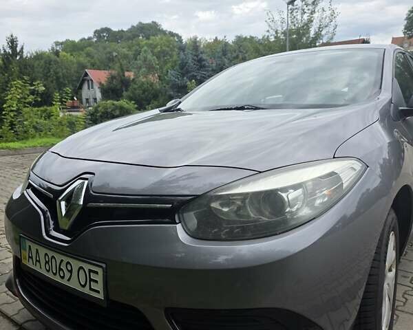 Серый Рено Флюенс, объемом двигателя 1.46 л и пробегом 204 тыс. км за 8500 $, фото 12 на Automoto.ua