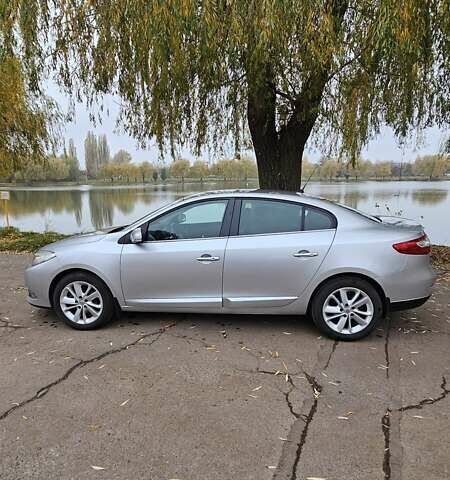 Сірий Рено Флюенс, об'ємом двигуна 1.6 л та пробігом 118 тис. км за 7850 $, фото 7 на Automoto.ua