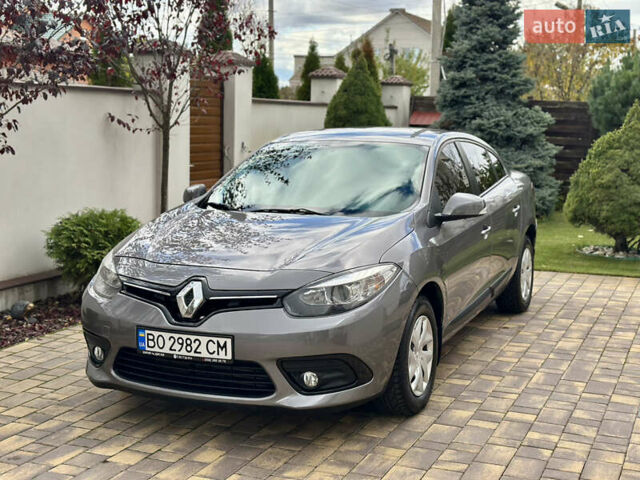Серый Рено Флюенс, объемом двигателя 1.5 л и пробегом 95 тыс. км за 8750 $, фото 3 на Automoto.ua