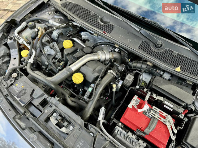 Серый Рено Флюенс, объемом двигателя 1.5 л и пробегом 95 тыс. км за 8750 $, фото 30 на Automoto.ua