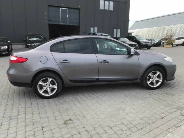 Серый Рено Флюенс, объемом двигателя 1.5 л и пробегом 235 тыс. км за 5500 $, фото 5 на Automoto.ua