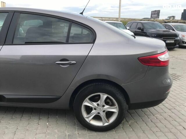 Сірий Рено Флюенс, об'ємом двигуна 1.5 л та пробігом 235 тис. км за 5500 $, фото 10 на Automoto.ua