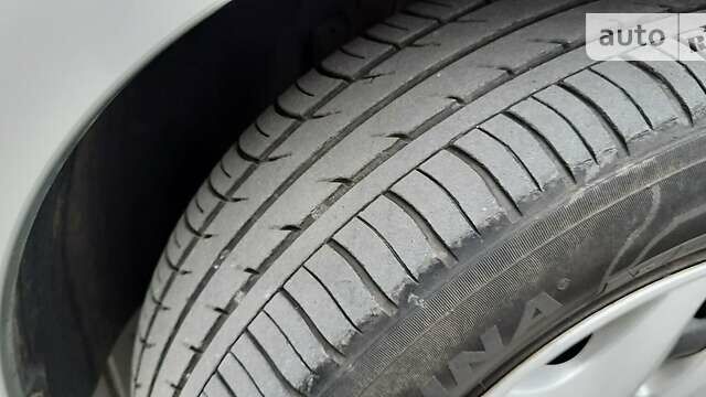 Серый Рено Флюенс, объемом двигателя 1.5 л и пробегом 230 тыс. км за 6800 $, фото 31 на Automoto.ua