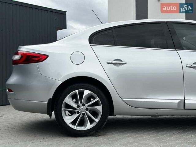 Рено Флюенс 2015 у Львові на Automoto.ua Сірий Рено Флюенс, об'ємом двигуна 1.46 л та пробігом 192 тис. км за 9499 $, фото 12 на Automoto.ua