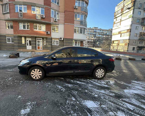 Синий Рено Флюенс, объемом двигателя 1.46 л и пробегом 300 тыс. км за 6250 $, фото 1 на Automoto.ua