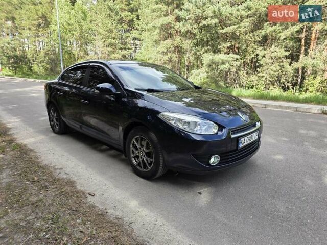 Синий Рено Флюенс, объемом двигателя 1.5 л и пробегом 236 тыс. км за 7400 $, фото 8 на Automoto.ua