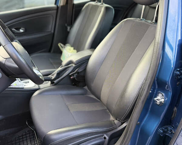 Синий Рено Флюенс, объемом двигателя 0 л и пробегом 66 тыс. км за 3999 $, фото 11 на Automoto.ua