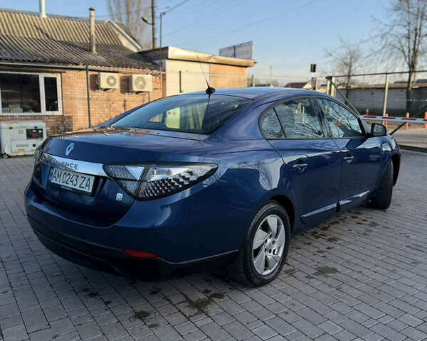 Синий Рено Флюенс, объемом двигателя 0 л и пробегом 66 тыс. км за 3999 $, фото 2 на Automoto.ua