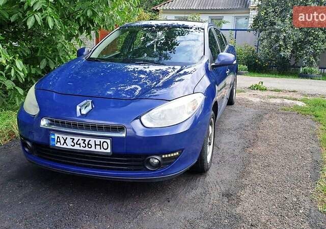 Синій Рено Флюенс, об'ємом двигуна 1.6 л та пробігом 94 тис. км за 7500 $, фото 2 на Automoto.ua
