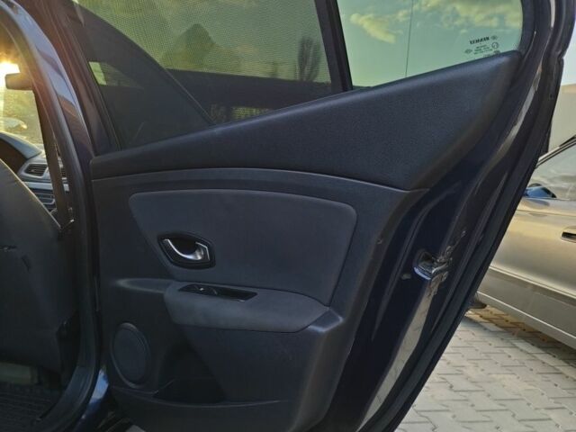 Синій Рено Флюенс, об'ємом двигуна 1.5 л та пробігом 327 тис. км за 6600 $, фото 8 на Automoto.ua