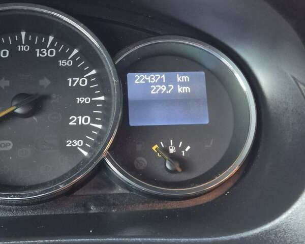 Синій Рено Флюенс, об'ємом двигуна 1.6 л та пробігом 224 тис. км за 6500 $, фото 18 на Automoto.ua