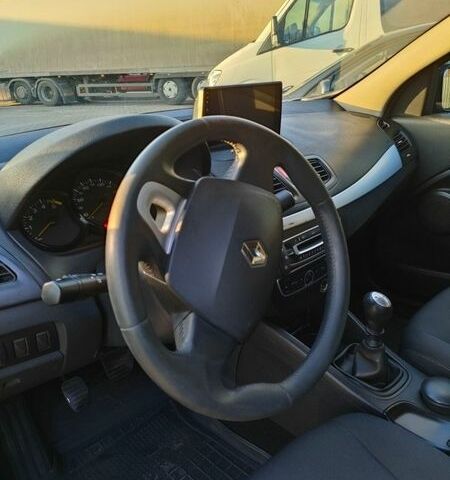 Синій Рено Флюенс, об'ємом двигуна 1.5 л та пробігом 327 тис. км за 6800 $, фото 9 на Automoto.ua