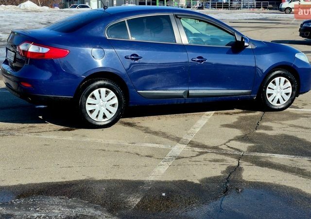 Синий Рено Флюенс, объемом двигателя 1.6 л и пробегом 225 тыс. км за 5900 $, фото 23 на Automoto.ua