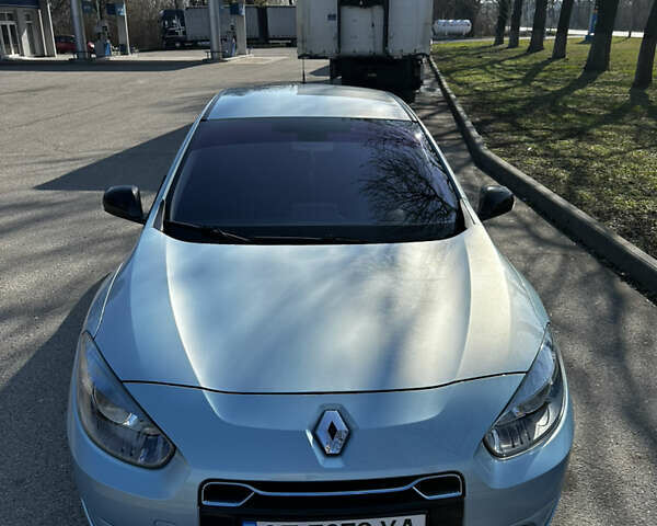 Синий Рено Флюенс, объемом двигателя 0 л и пробегом 63 тыс. км за 4900 $, фото 11 на Automoto.ua