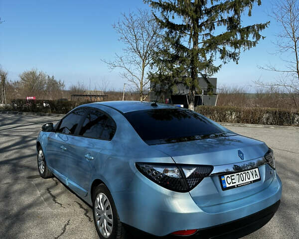 Синий Рено Флюенс, объемом двигателя 0 л и пробегом 63 тыс. км за 4900 $, фото 3 на Automoto.ua
