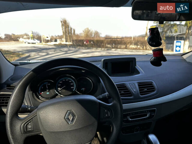 Синий Рено Флюенс, объемом двигателя 0 л и пробегом 63 тыс. км за 4900 $, фото 20 на Automoto.ua