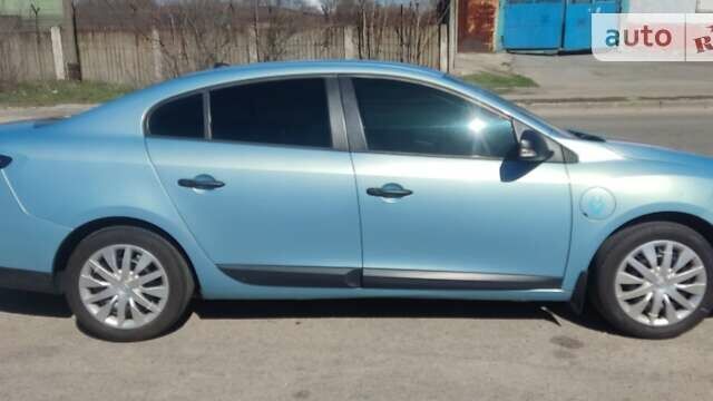 Синій Рено Флюенс, об'ємом двигуна 0 л та пробігом 86 тис. км за 6900 $, фото 5 на Automoto.ua