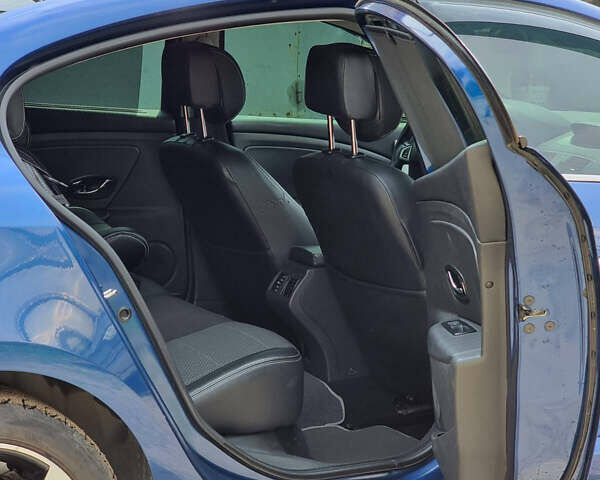 Синій Рено Флюенс, об'ємом двигуна 2 л та пробігом 362 тис. км за 3500 $, фото 14 на Automoto.ua