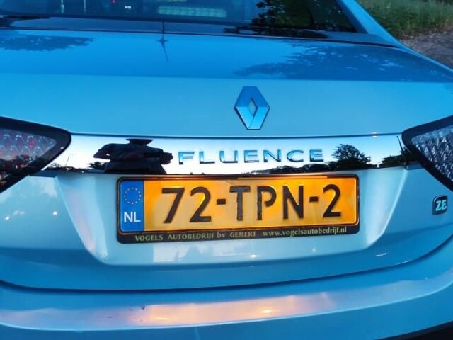 Синій Рено Флюенс, об'ємом двигуна 0 л та пробігом 77 тис. км за 3834 $, фото 15 на Automoto.ua
