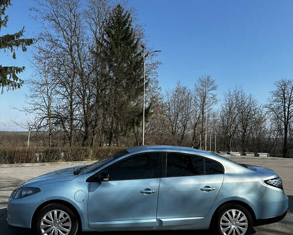 Синий Рено Флюенс, объемом двигателя 0 л и пробегом 63 тыс. км за 5300 $, фото 3 на Automoto.ua