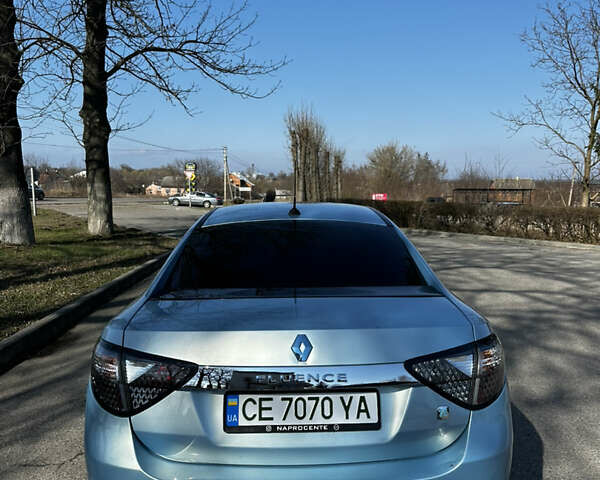 Синий Рено Флюенс, объемом двигателя 0 л и пробегом 63 тыс. км за 5300 $, фото 5 на Automoto.ua