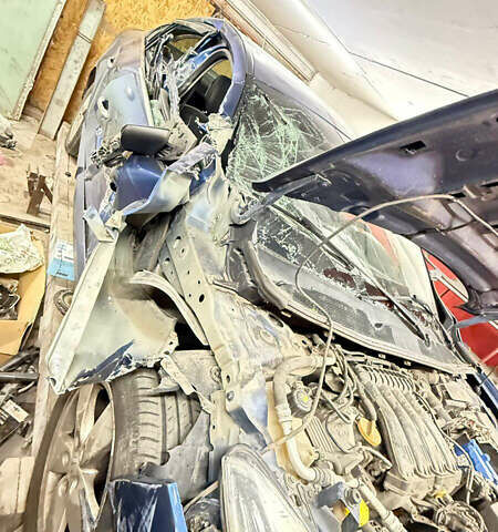 Синій Рено Флюенс, об'ємом двигуна 2 л та пробігом 362 тис. км за 3500 $, фото 2 на Automoto.ua