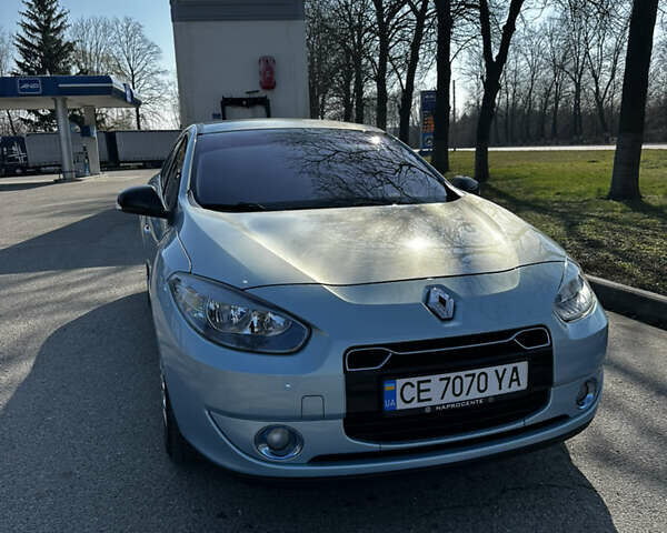 Синий Рено Флюенс, объемом двигателя 0 л и пробегом 63 тыс. км за 4900 $, фото 9 на Automoto.ua