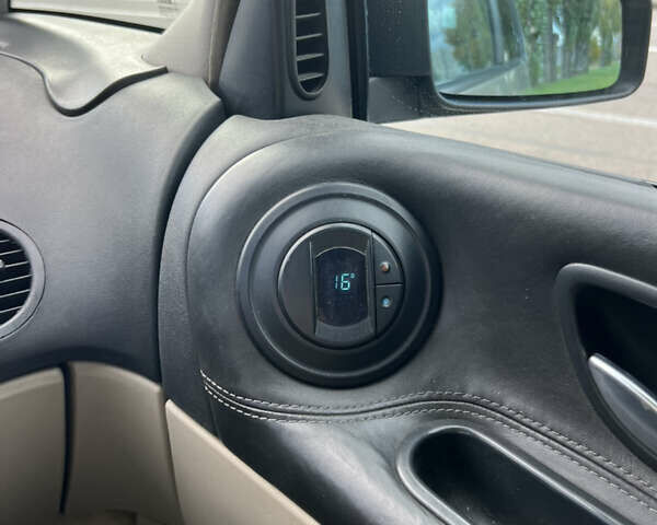 Рено Гранд Еспейс 2006 у Києві на Automoto.ua Бежевий Рено Гранд Еспейс, об'ємом двигуна 2.2 л та пробігом 320 тис. км за 4500 $, фото 22 на Automoto.ua