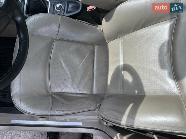 Рено Гранд Еспейс 2006 у Києві на Automoto.ua Бежевий Рено Гранд Еспейс, об'ємом двигуна 2.2 л та пробігом 320 тис. км за 4500 $, фото 24 на Automoto.ua